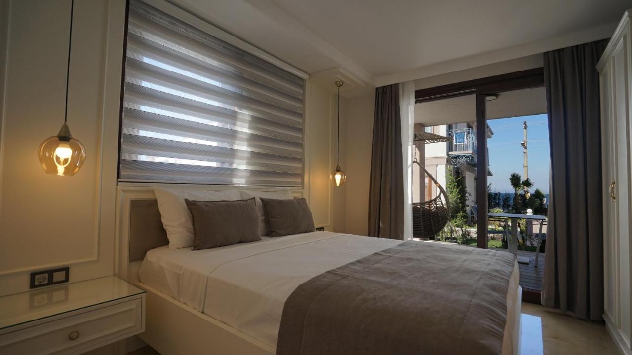 Rota Seaside Otel Cunda Екстериор снимка