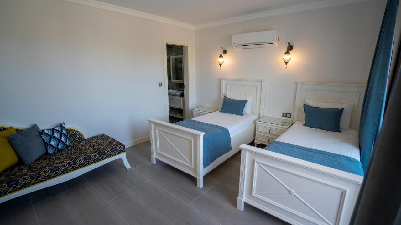 Rota Seaside Otel Cunda Екстериор снимка