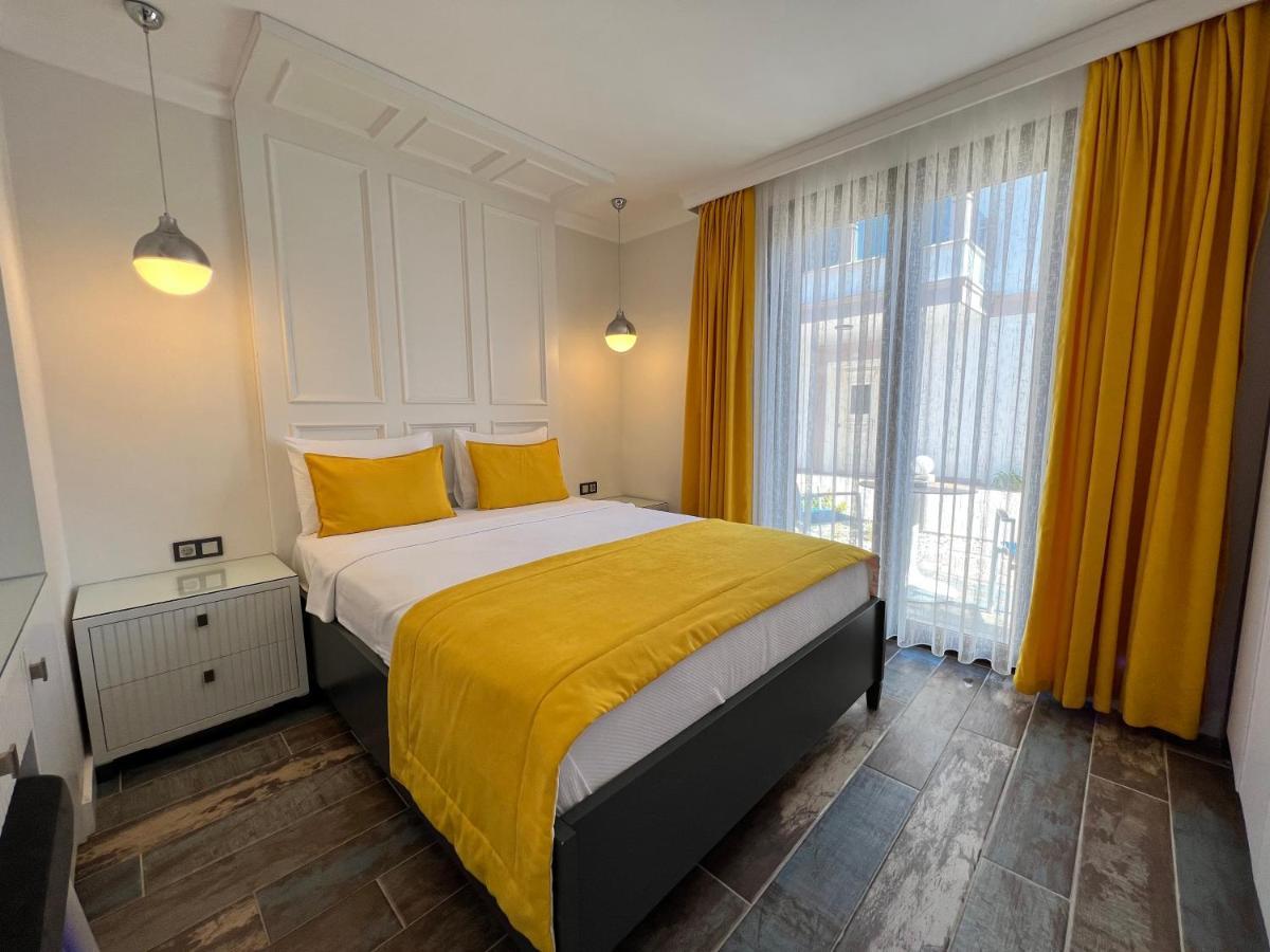 Rota Seaside Otel Cunda Екстериор снимка