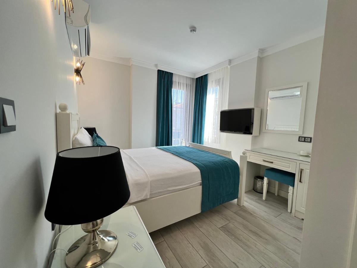 Rota Seaside Otel Cunda Екстериор снимка