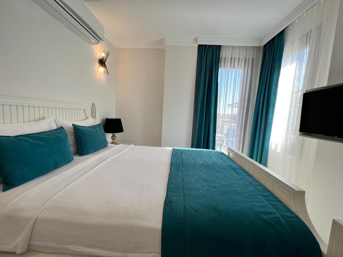 Rota Seaside Otel Cunda Екстериор снимка