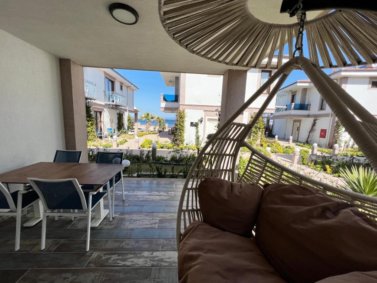 Rota Seaside Otel Cunda Екстериор снимка